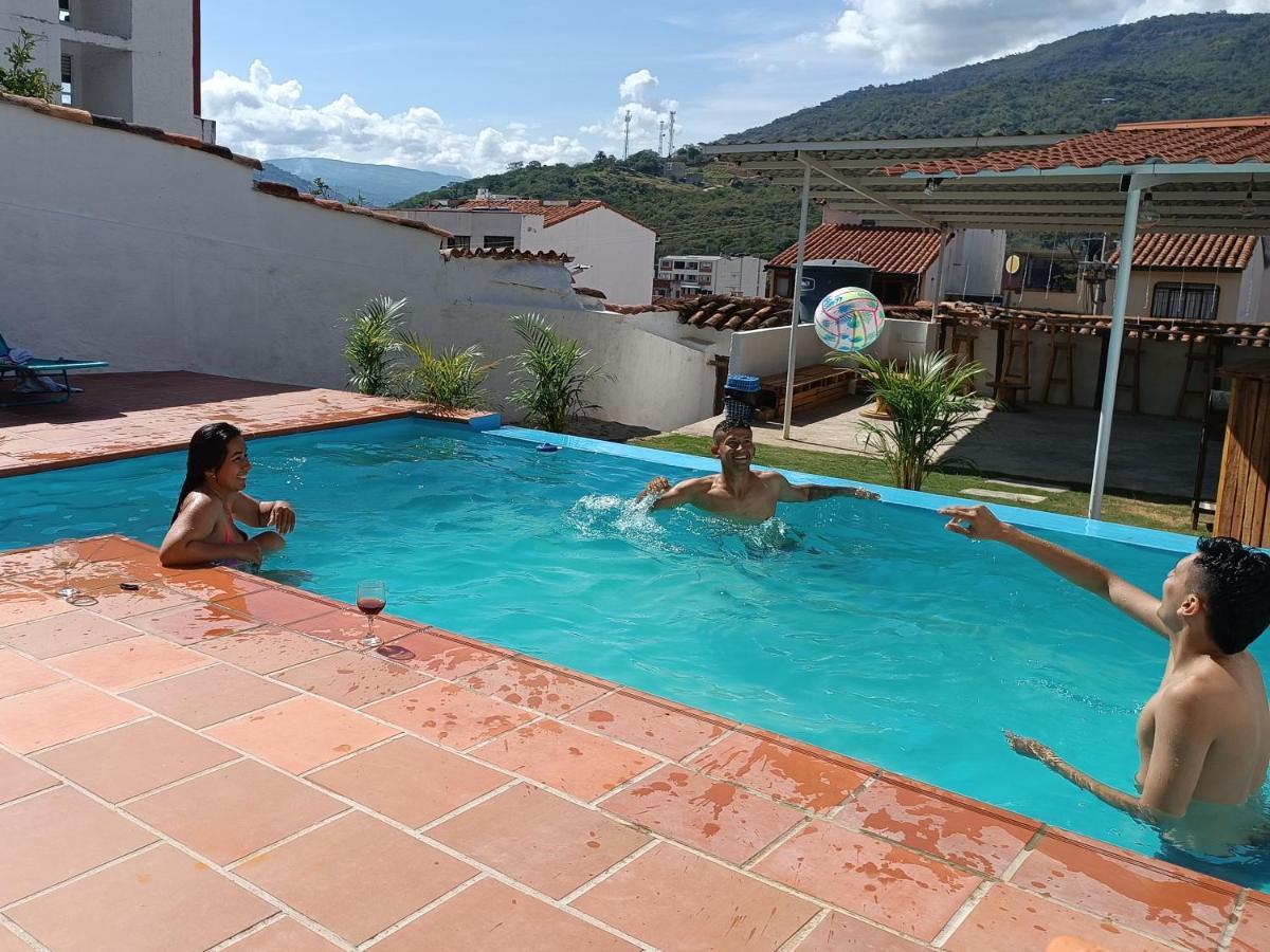 The Best Adventure Hostel Сан Хил Екстериор снимка