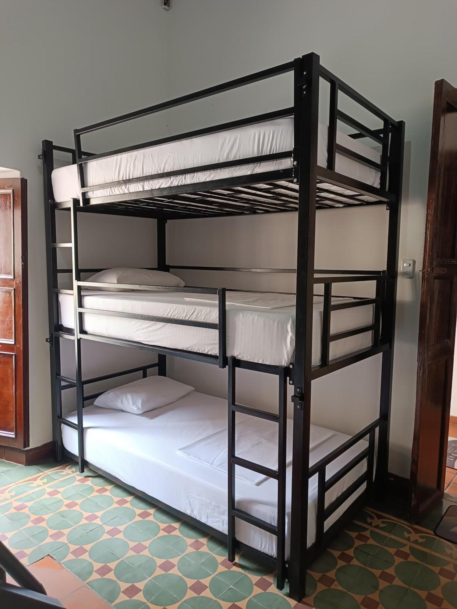 The Best Adventure Hostel Сан Хил Екстериор снимка