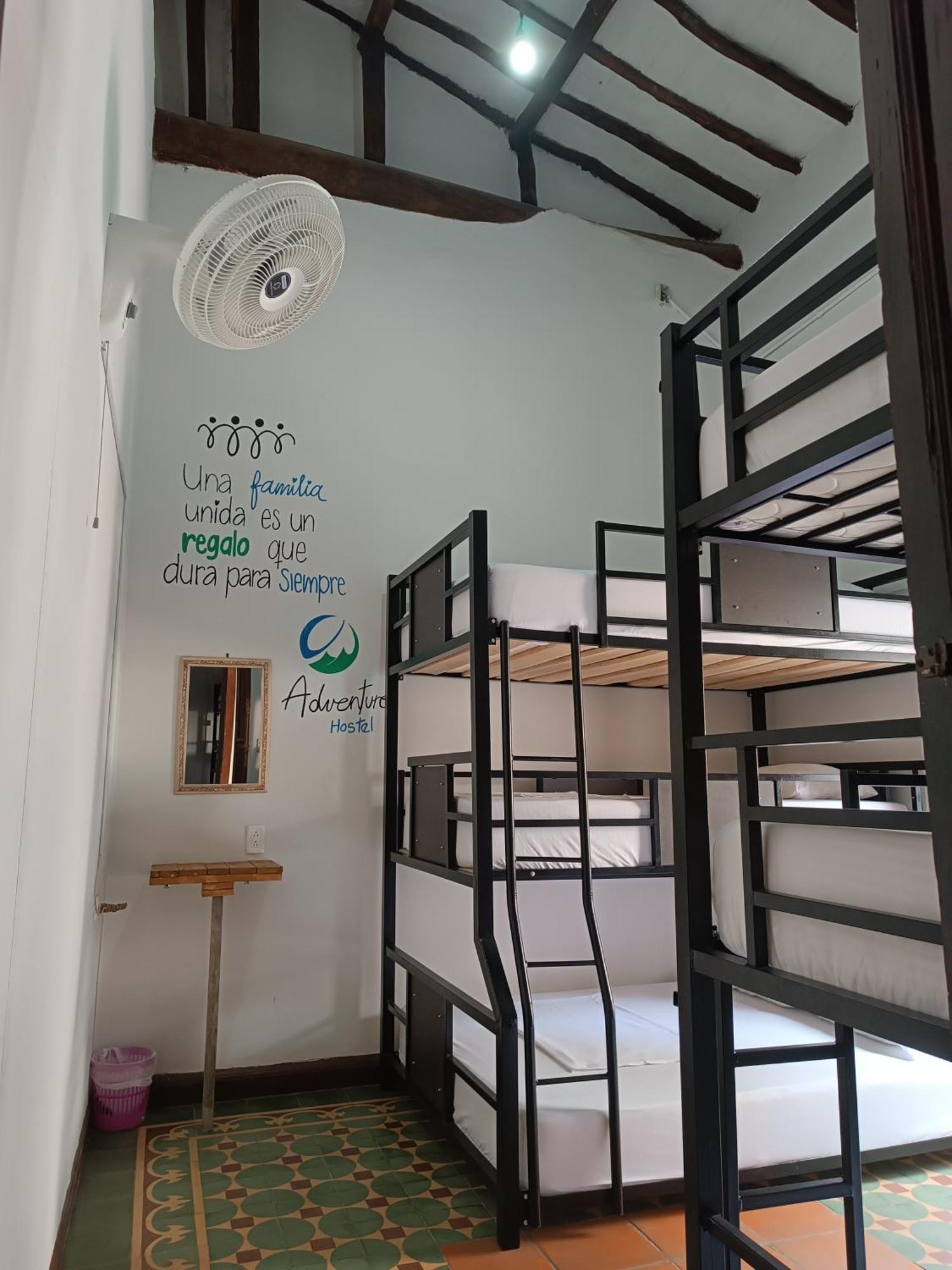 The Best Adventure Hostel Сан Хил Екстериор снимка