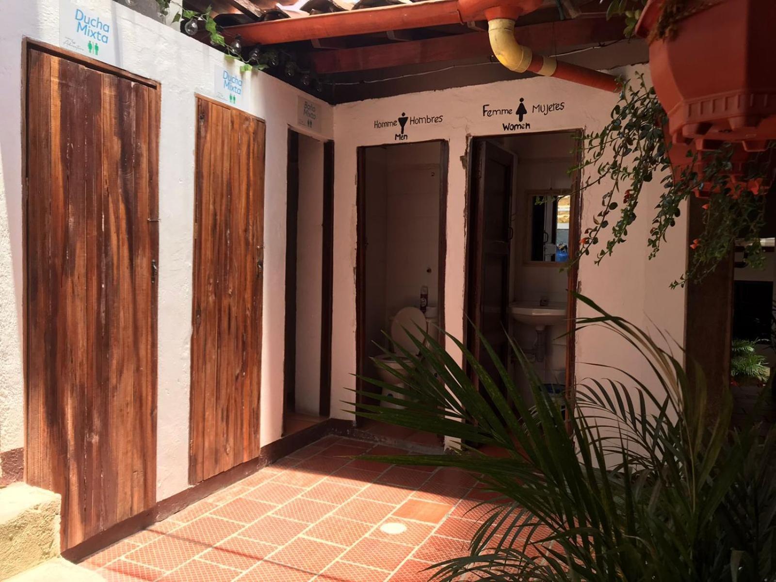 The Best Adventure Hostel Сан Хил Екстериор снимка