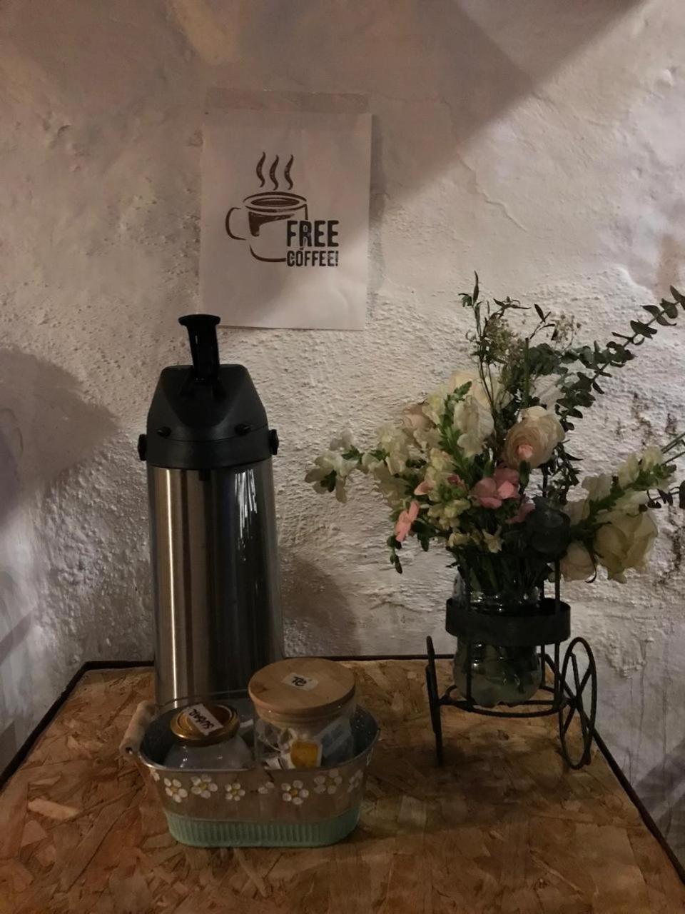 The Best Adventure Hostel Сан Хил Екстериор снимка