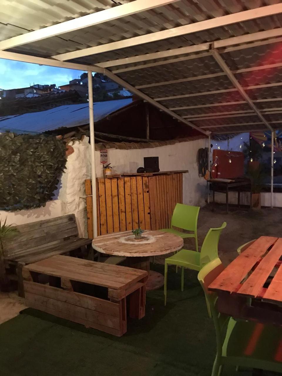 The Best Adventure Hostel Сан Хил Екстериор снимка
